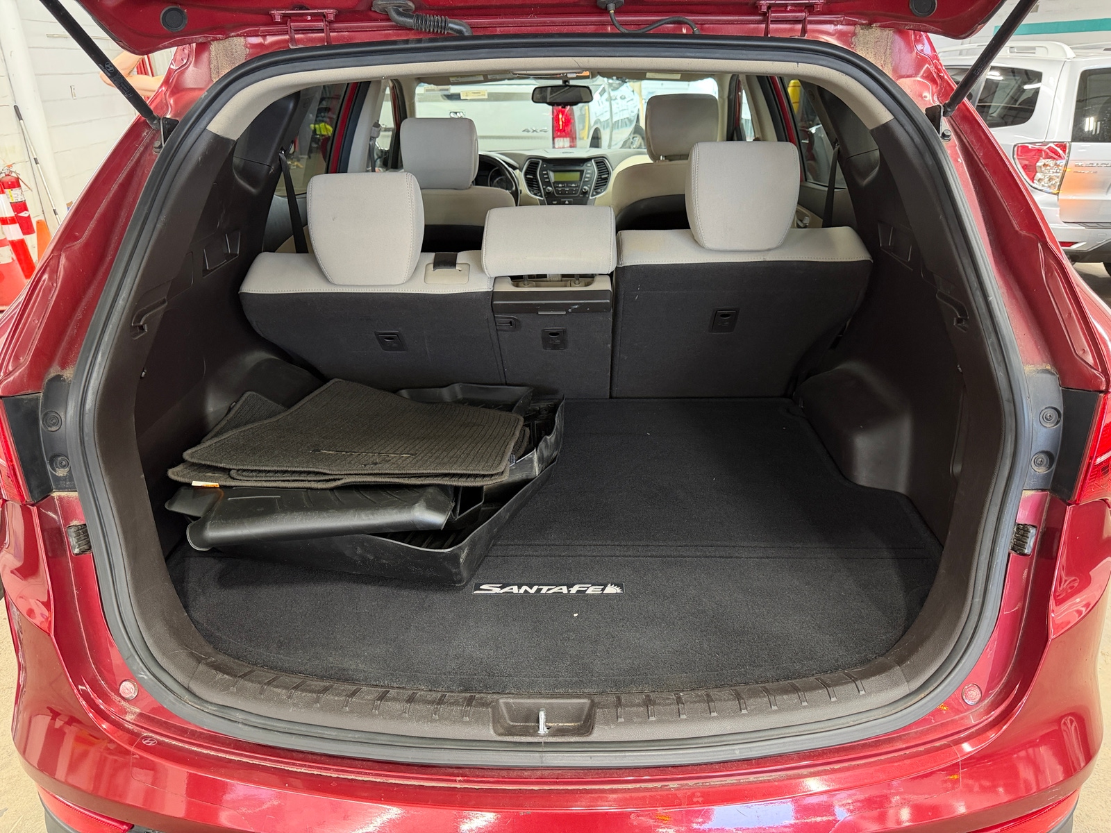 Thumbnail: 2013 Hyundai Santa Fe - 7