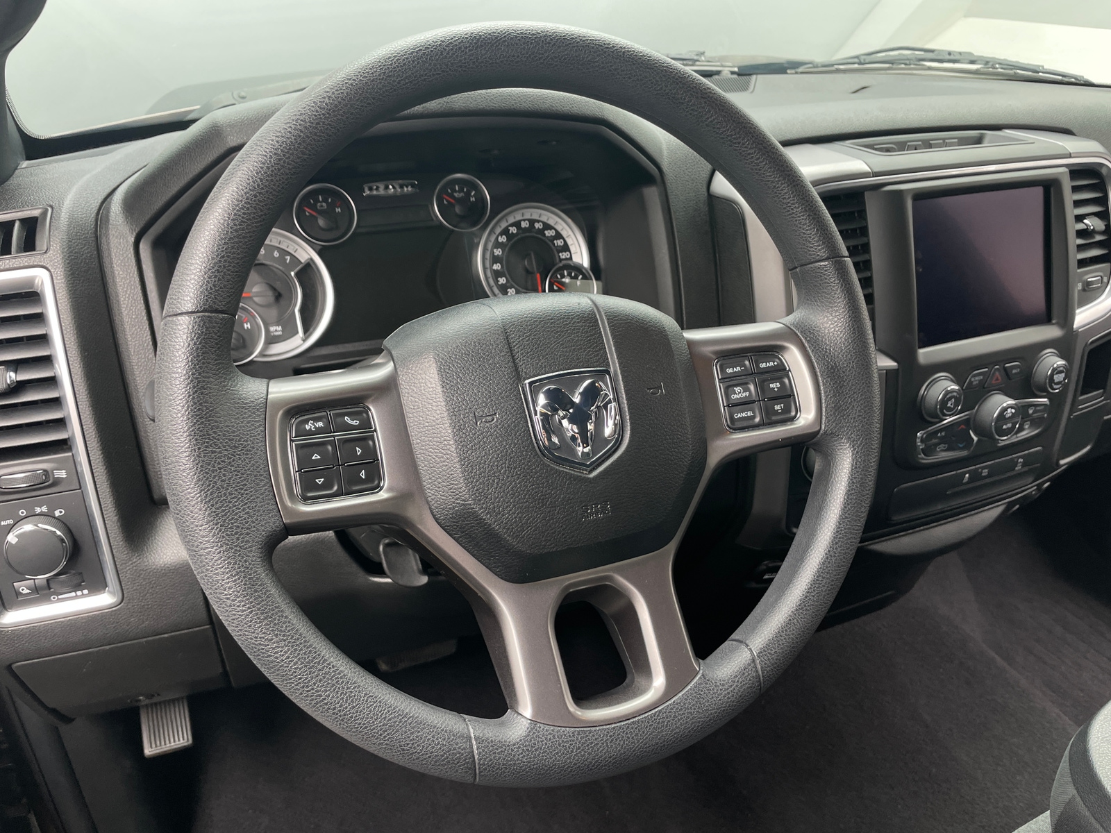 Thumbnail: 2021 RAM 1500 Classic - 5