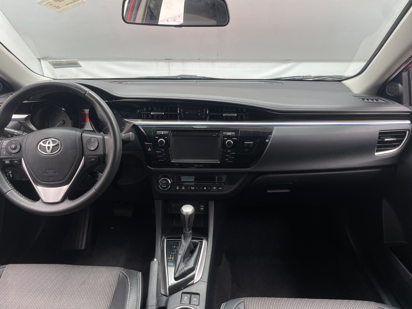 Thumbnail: 2014 Toyota Corolla - 3