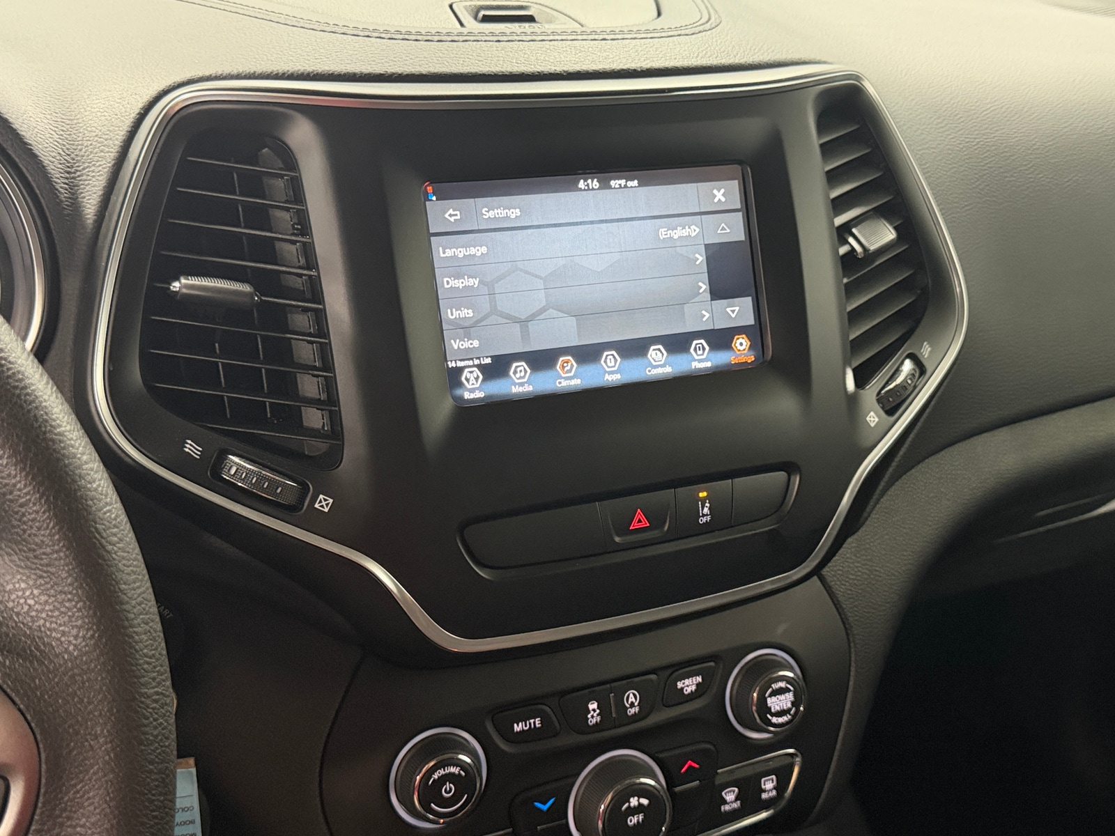 Thumbnail: 2021 Jeep Cherokee - 4