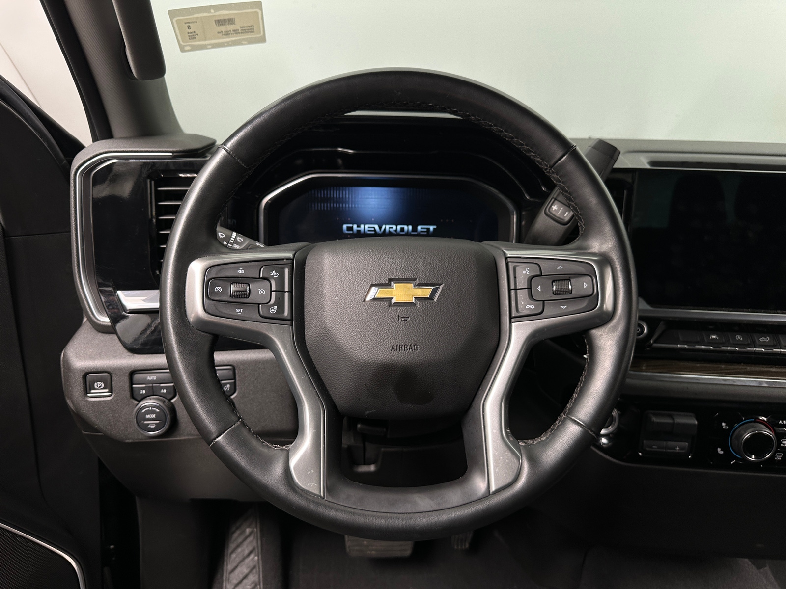 Thumbnail: 2023 Chevrolet Silverado 1500 - 5