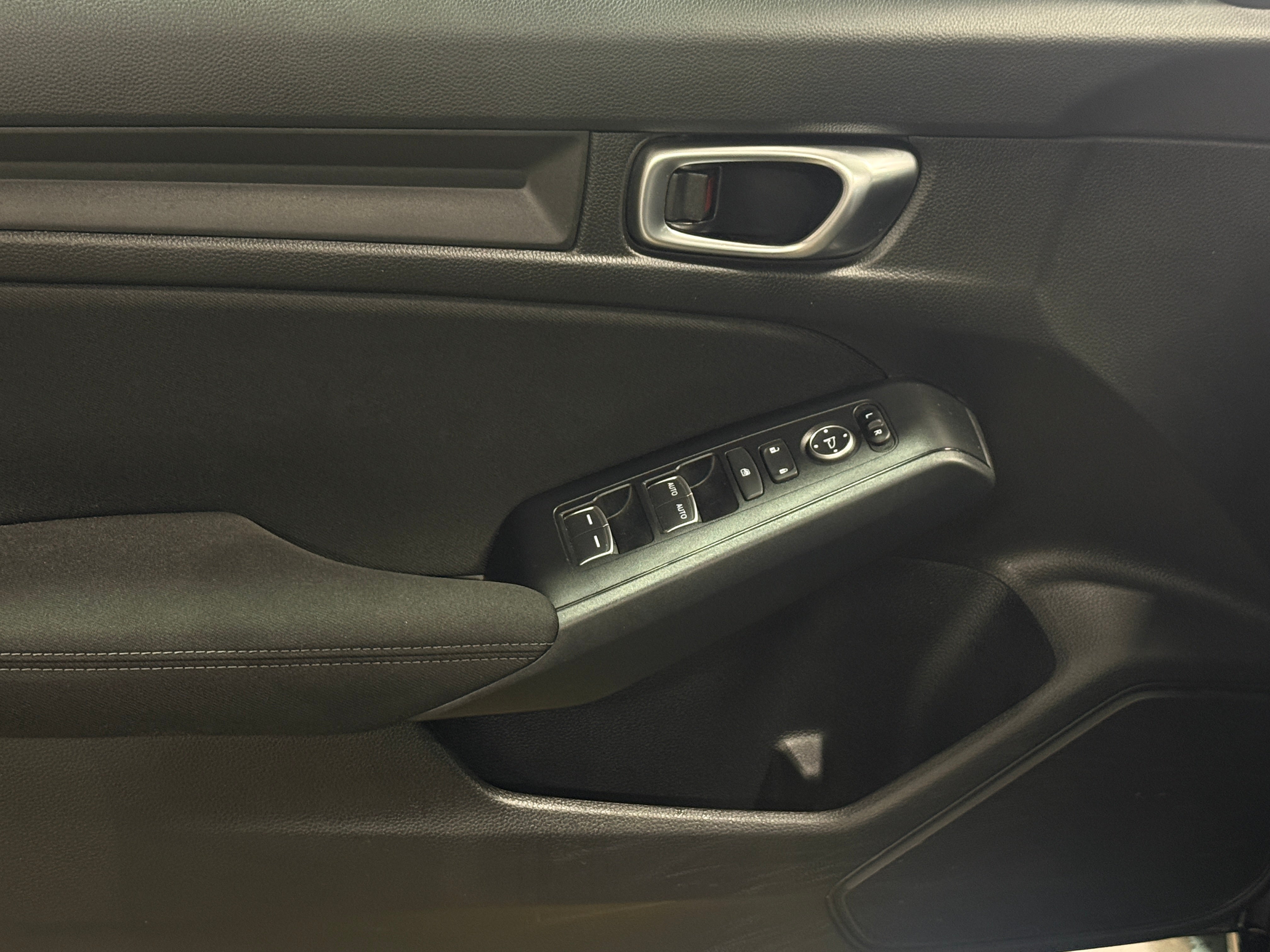 2024 Honda Civic Hatchback Sport - Photo 9