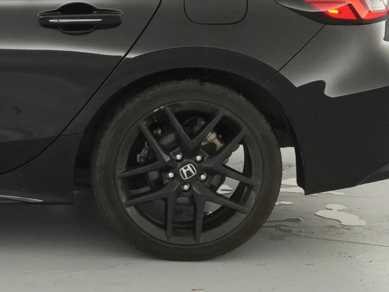 2024 Honda Civic Hatchback Sport - Photo 13