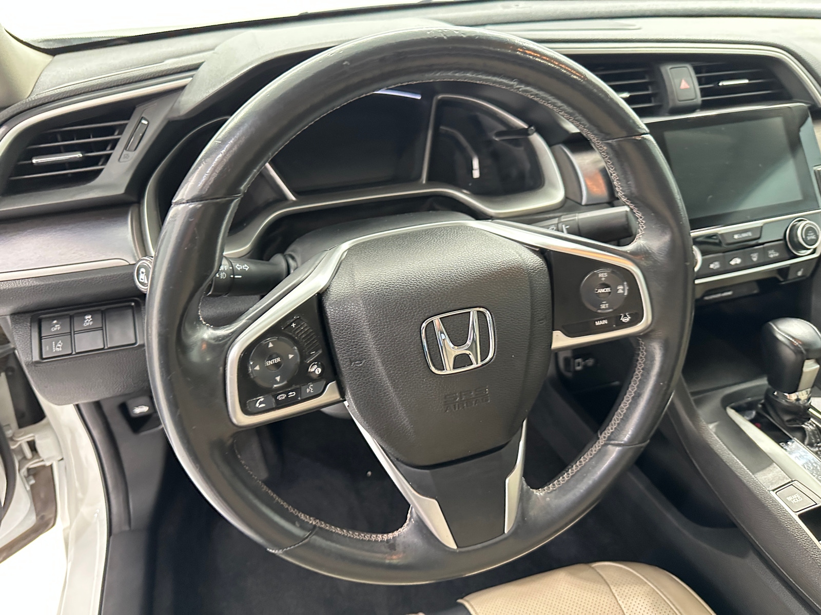 Thumbnail: 2017 Honda Civic - 4