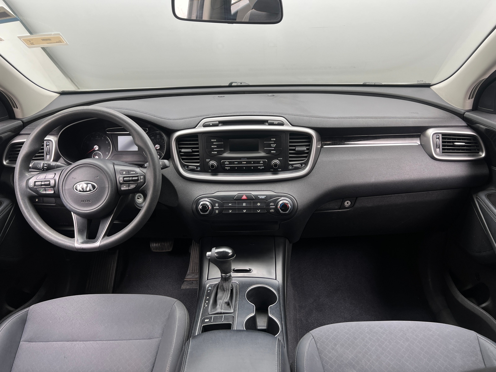 Thumbnail: 2016 Kia Sorento - 3