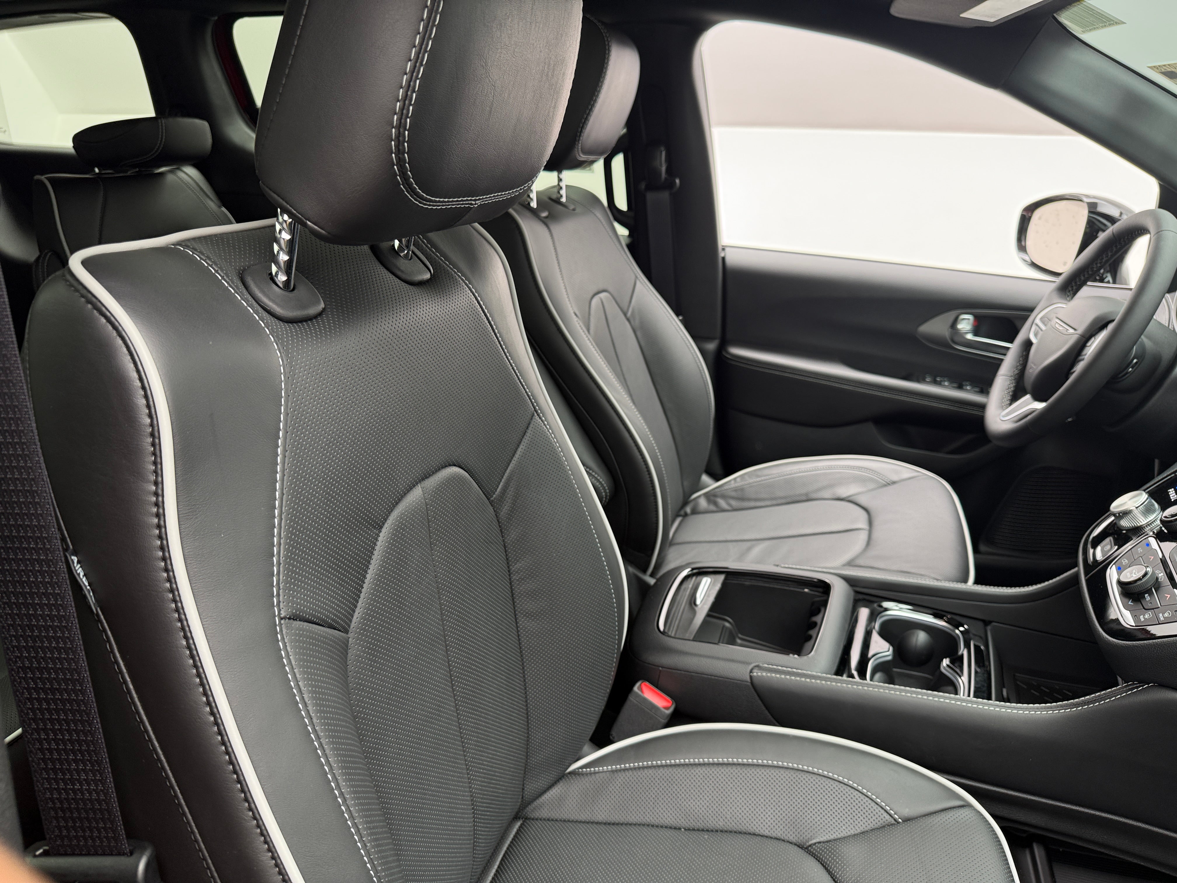 2027 Chrysler Pacifica