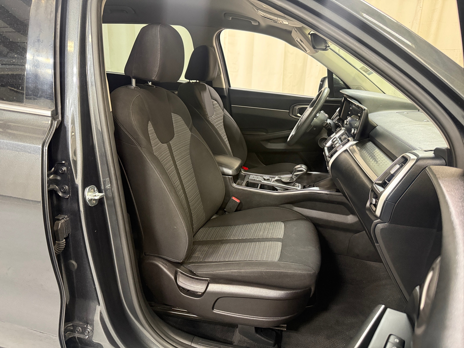 Thumbnail: 2021 Kia Sorento - 2