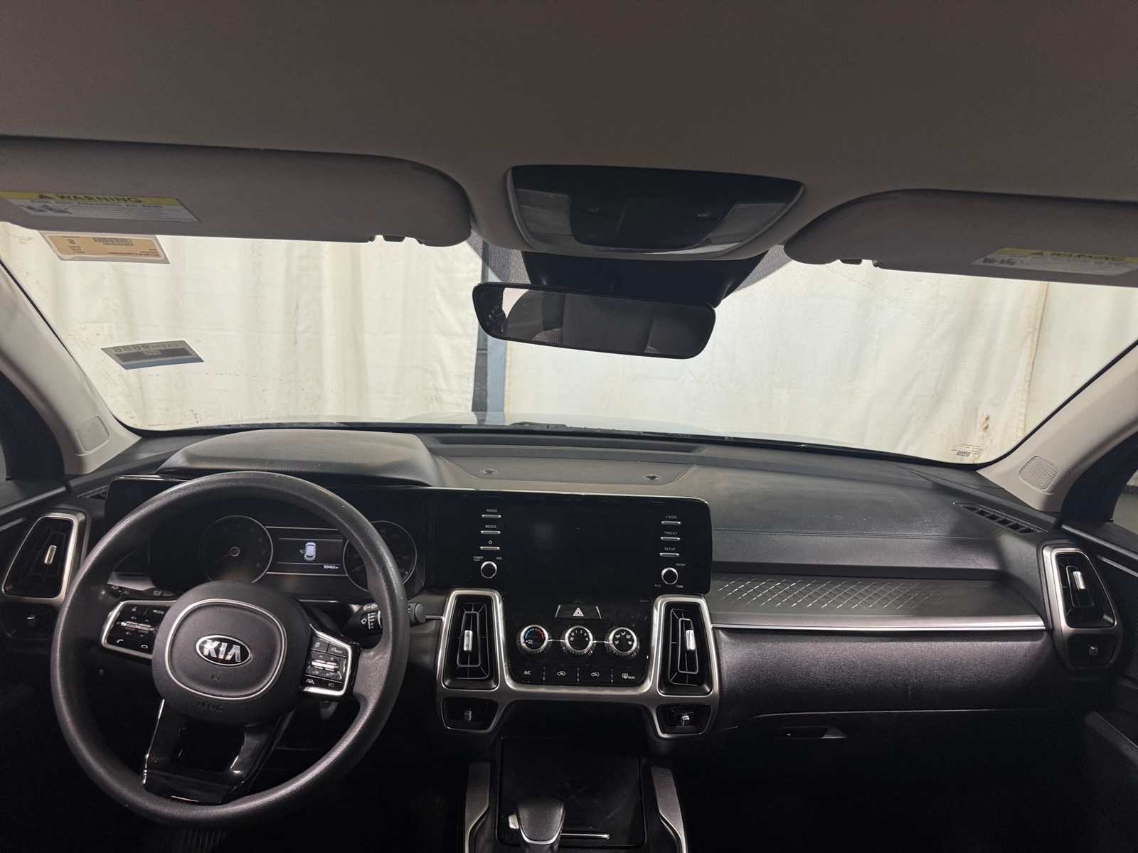 Thumbnail: 2021 Kia Sorento - 3