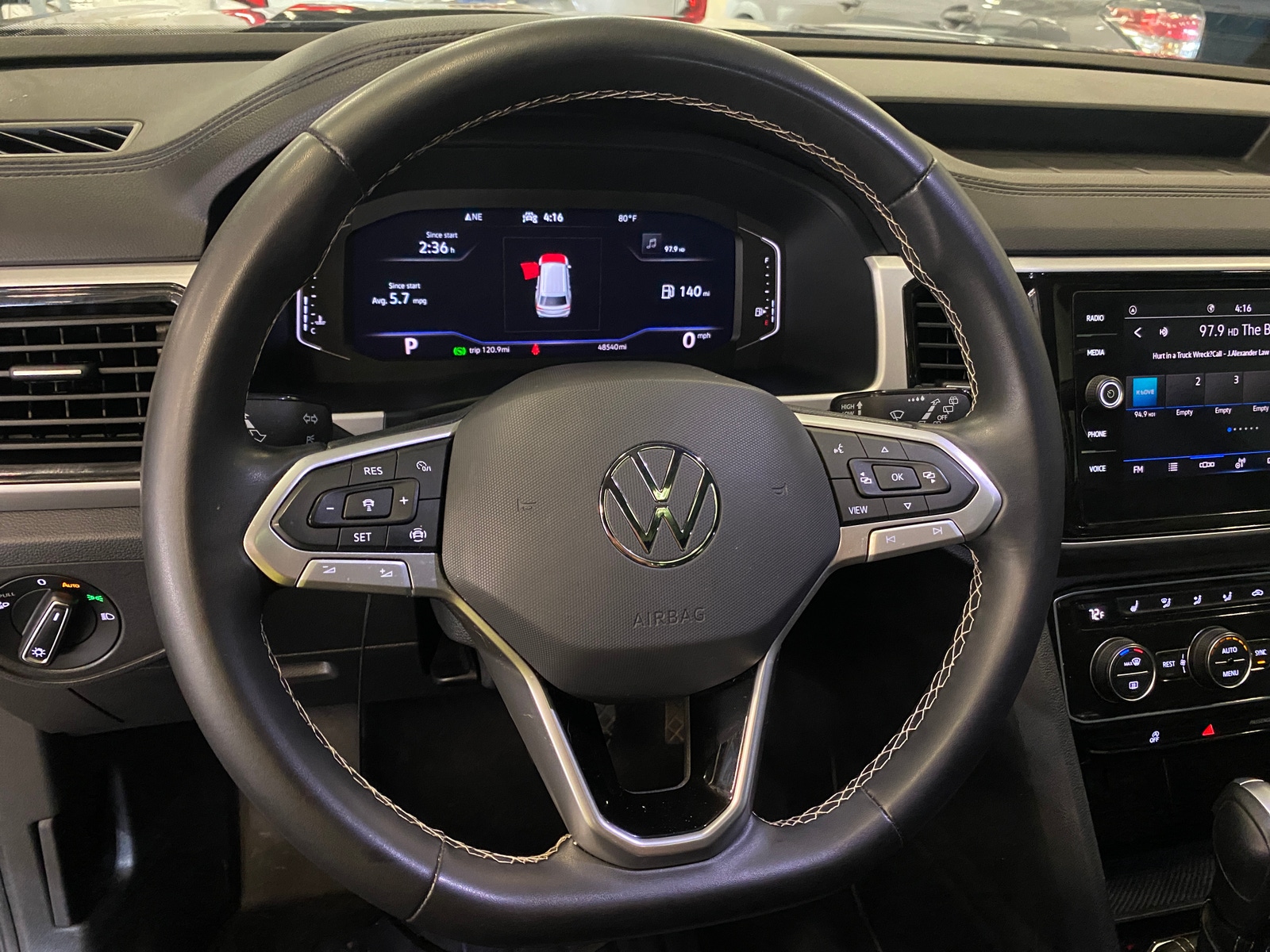 Thumbnail: 2022 Volkswagen Atlas - 4