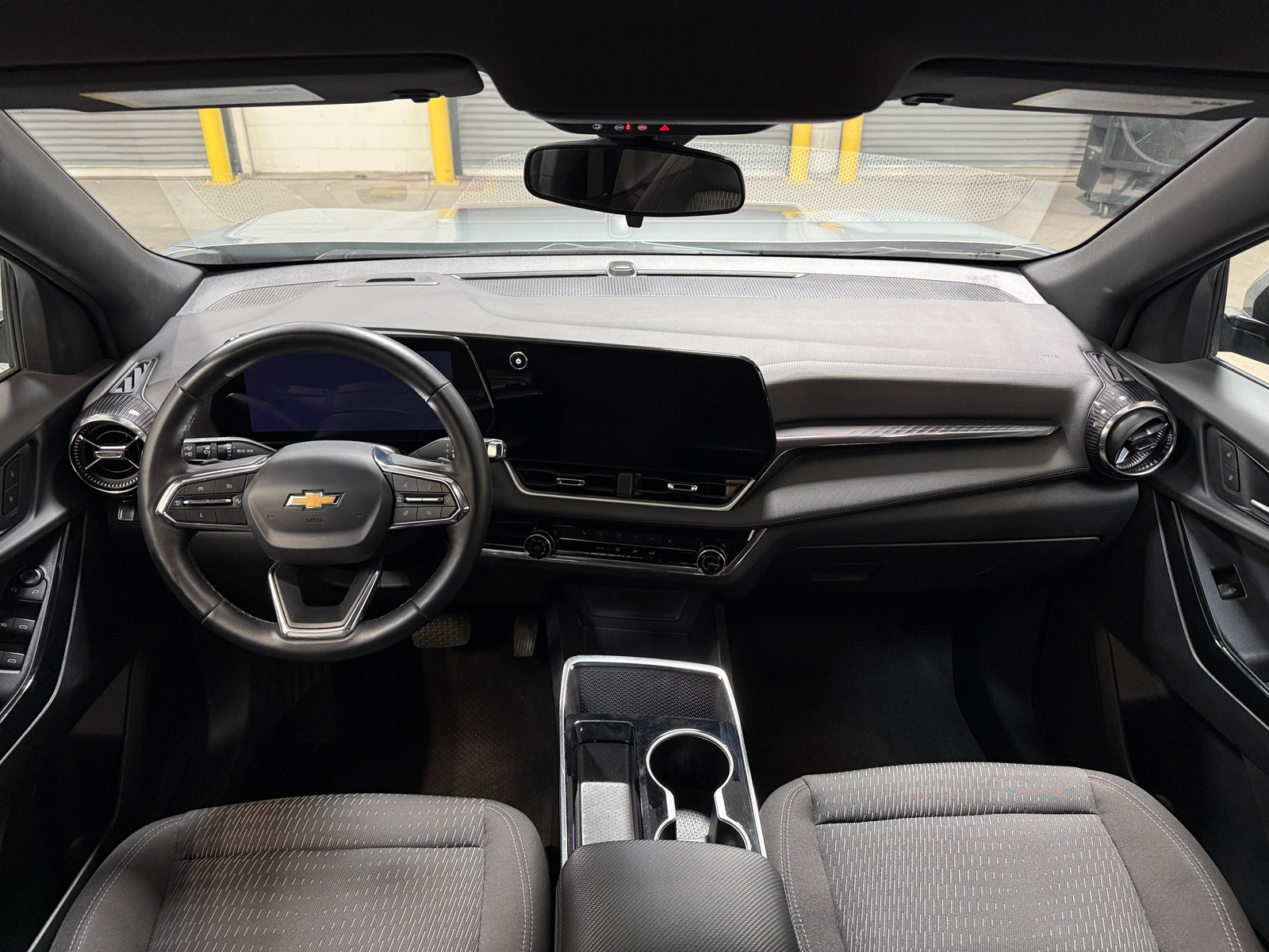 Thumbnail: 2025 Chevrolet Equinox - 3