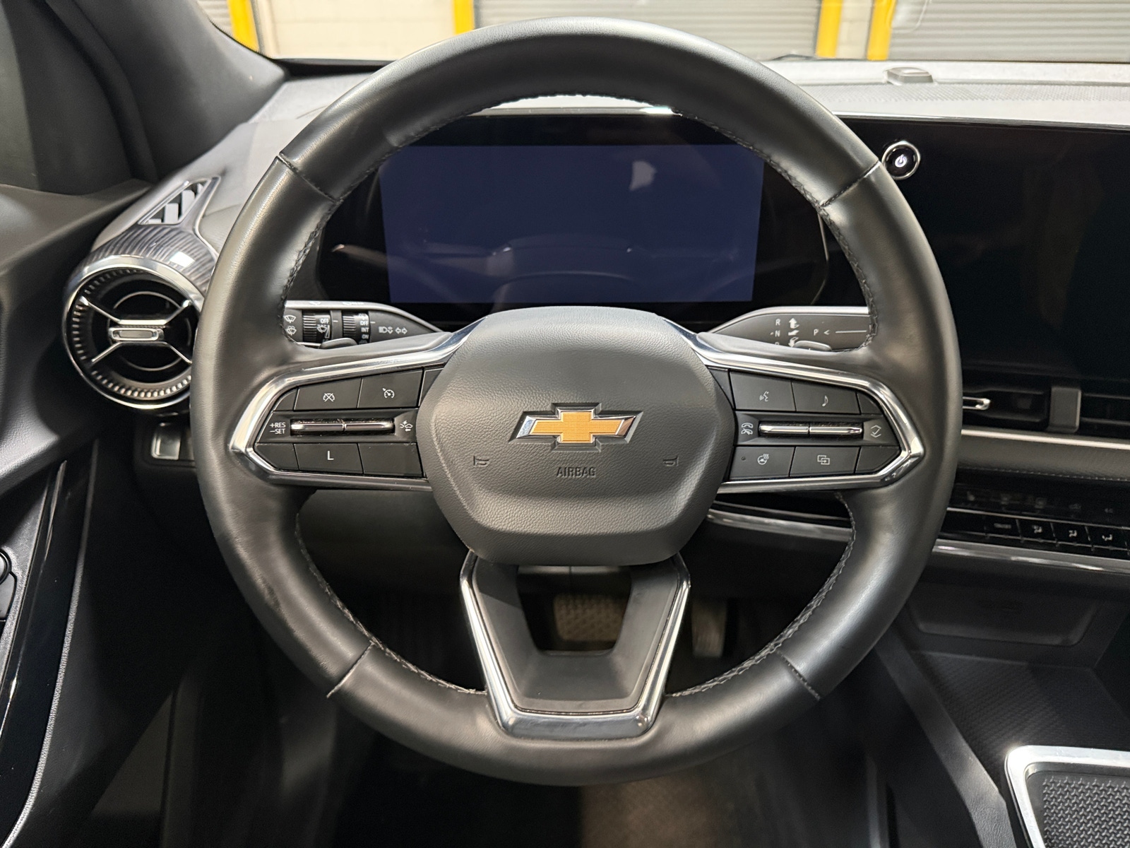 Thumbnail: 2025 Chevrolet Equinox - 5