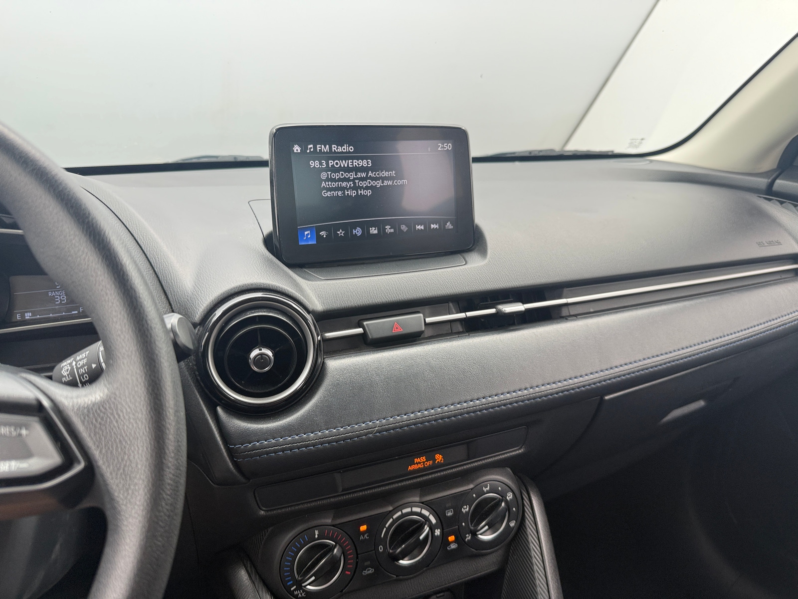 Thumbnail: 2019 Toyota Yaris - 4