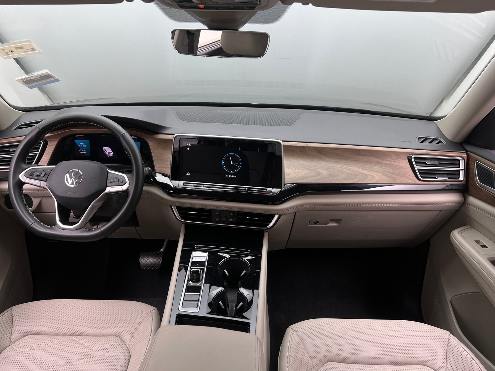 Thumbnail: 2026 Volkswagen Atlas - 3