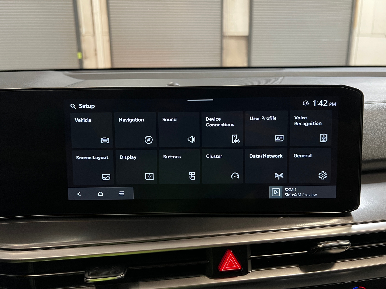 Thumbnail: 2024 Kia Sorento - 3