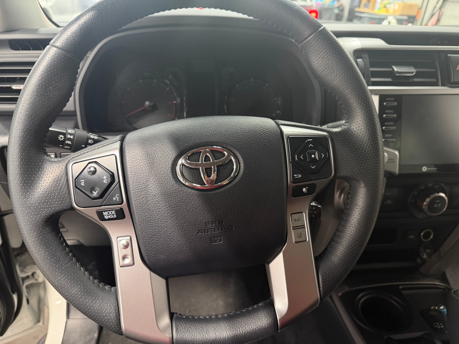 Thumbnail: 2022 Toyota 4Runner - 5