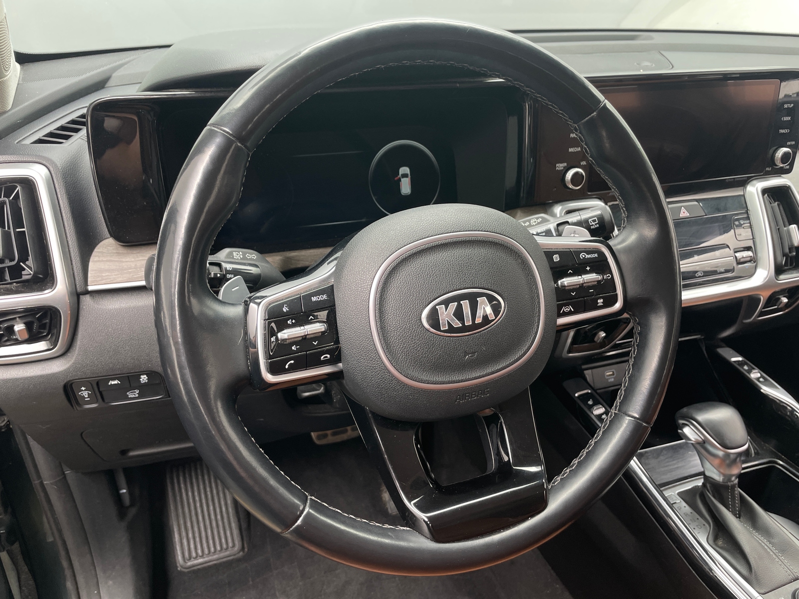 Thumbnail: 2021 Kia Sorento - 4