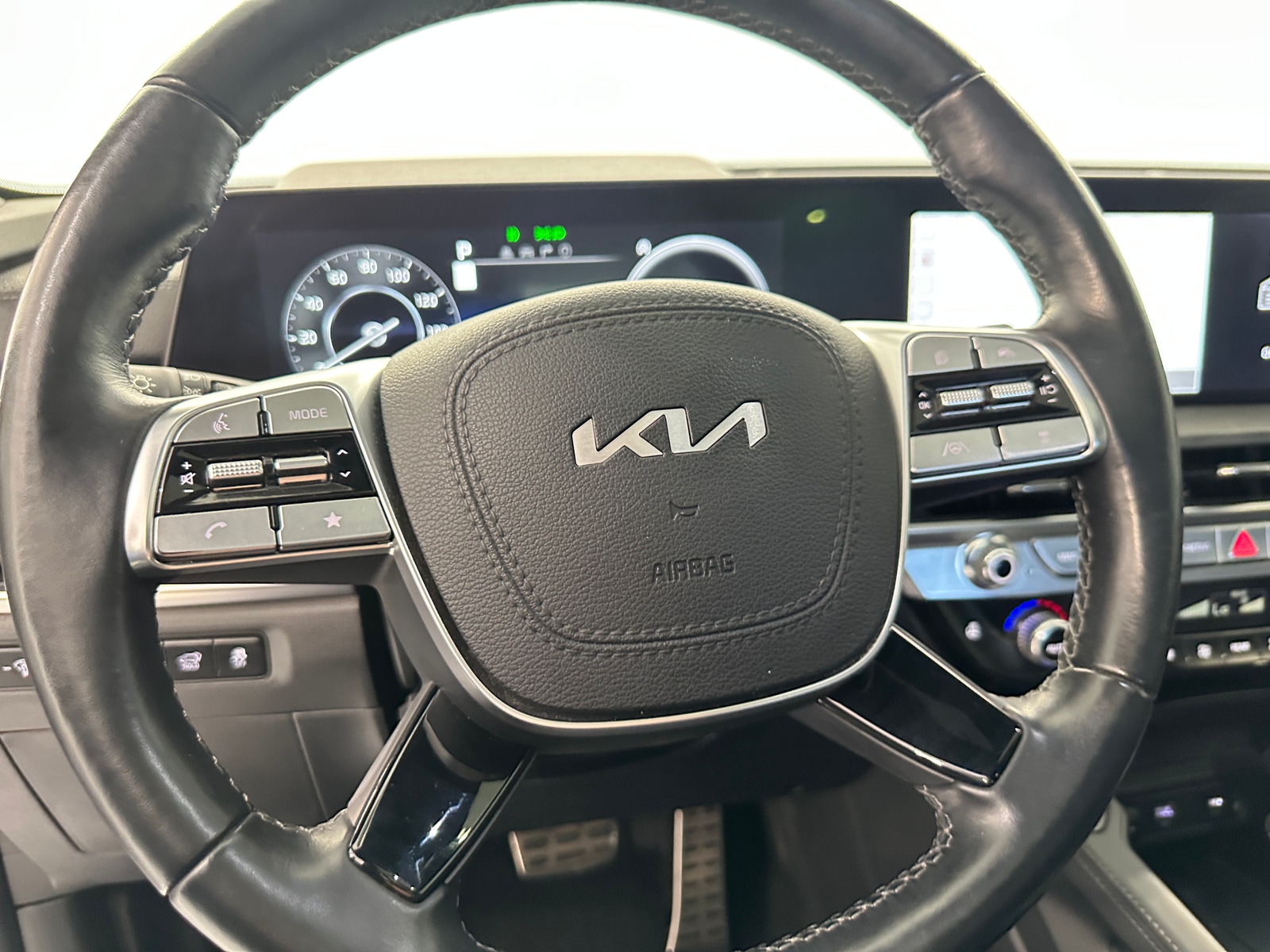Thumbnail: 2024 Kia Telluride - 4