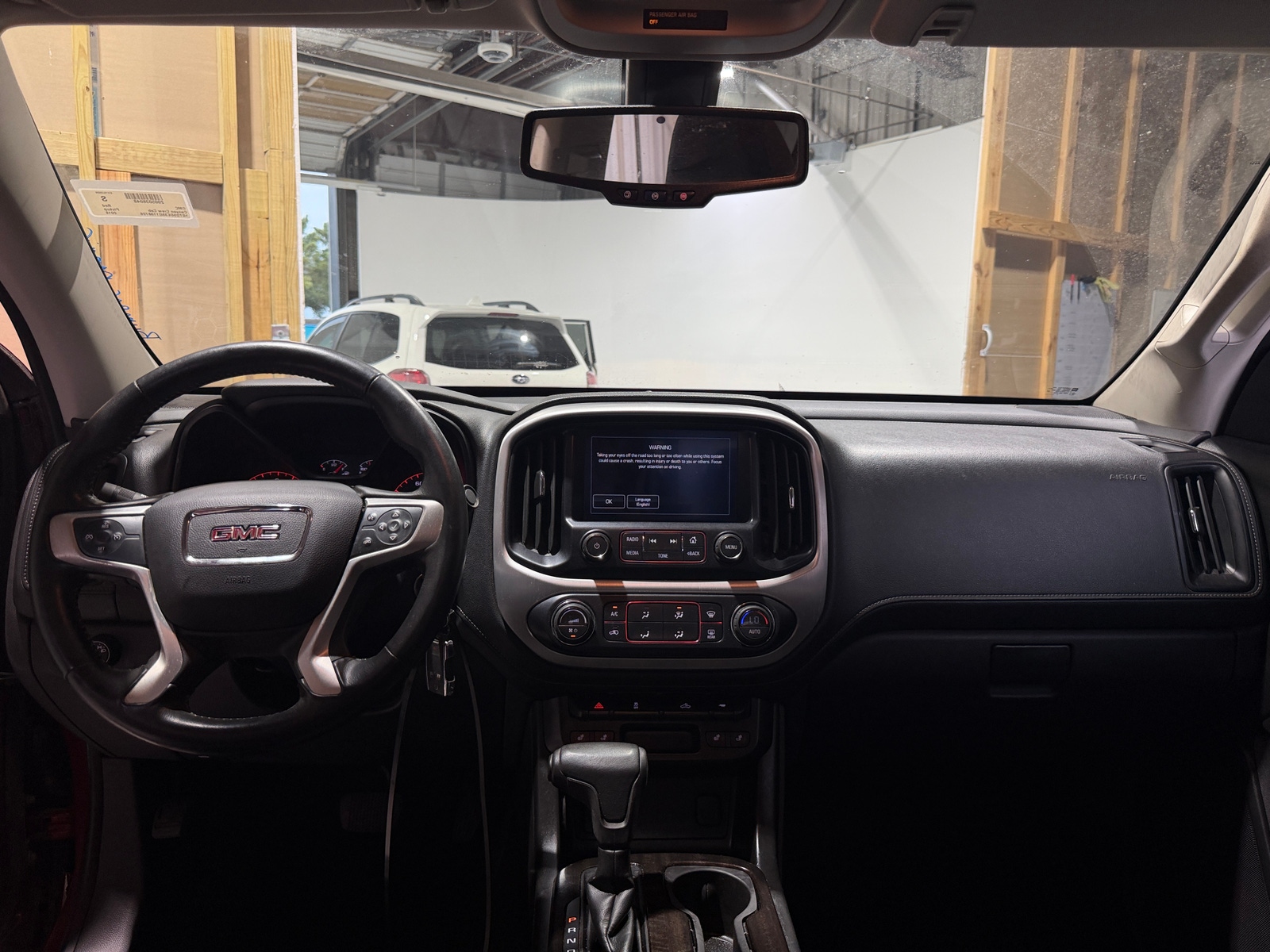 Thumbnail: 2016 GMC Canyon - 2