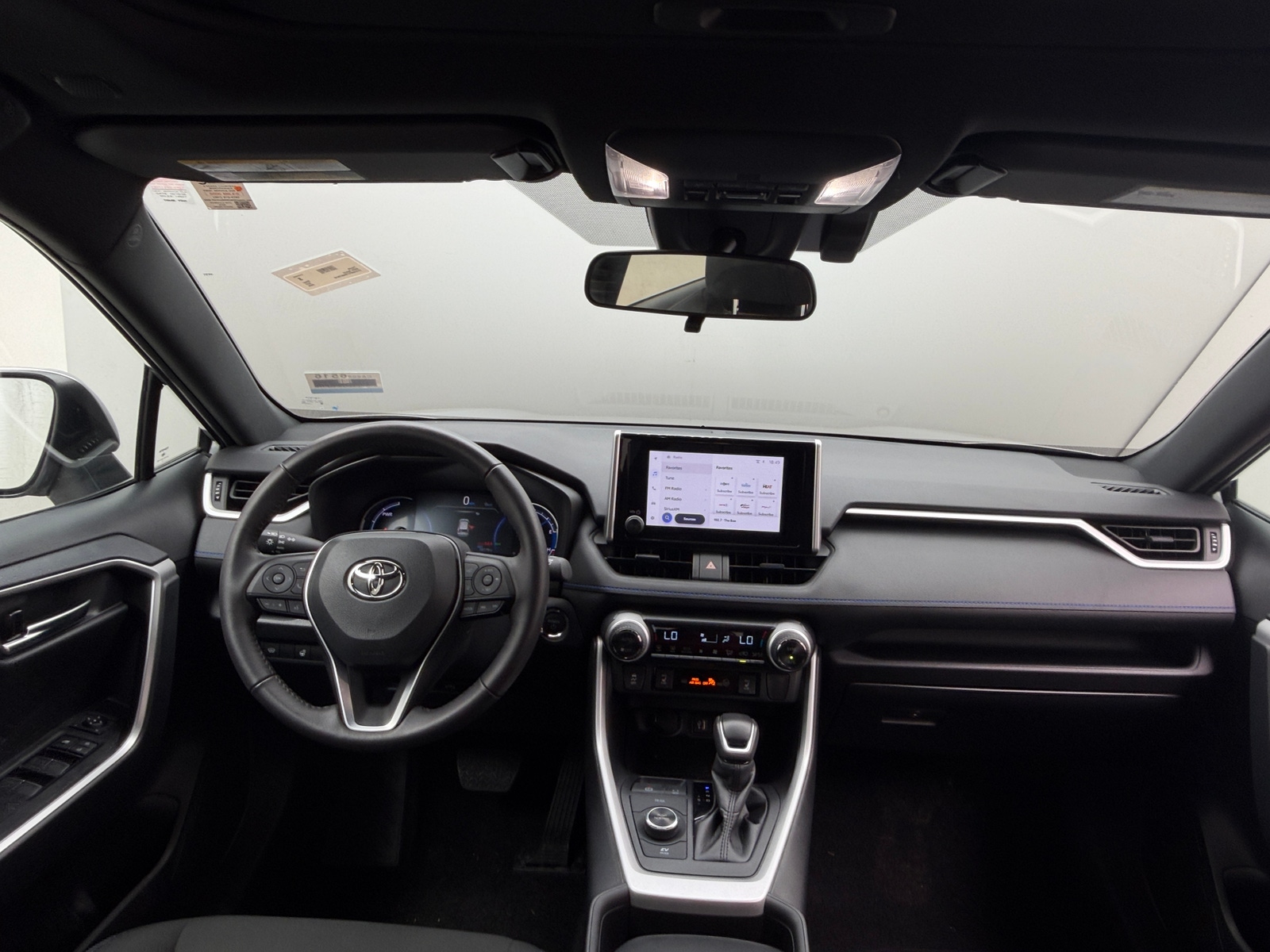 Thumbnail: 2024 Toyota RAV4 - 3