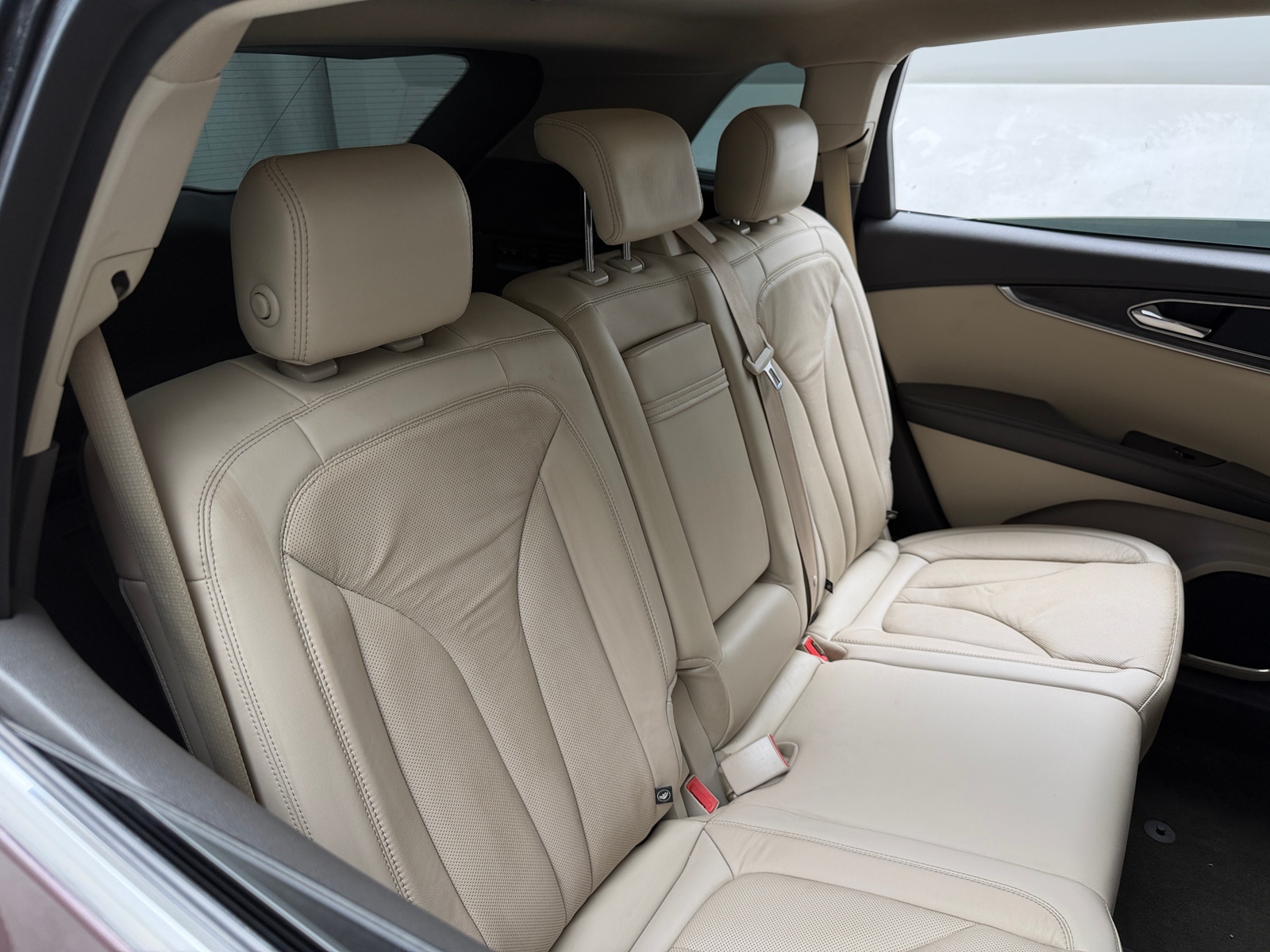 Thumbnail: 2020 Lincoln Nautilus - 5