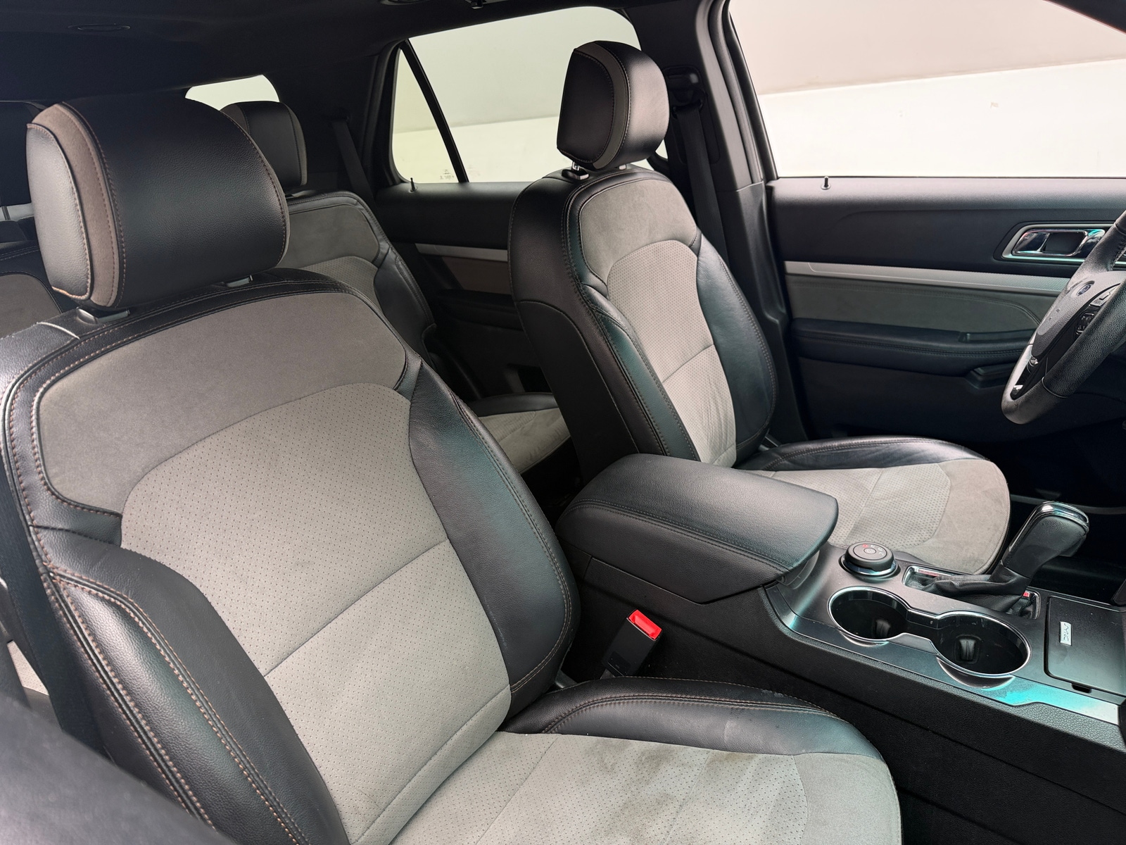 Thumbnail: 2017 Ford Explorer - 2
