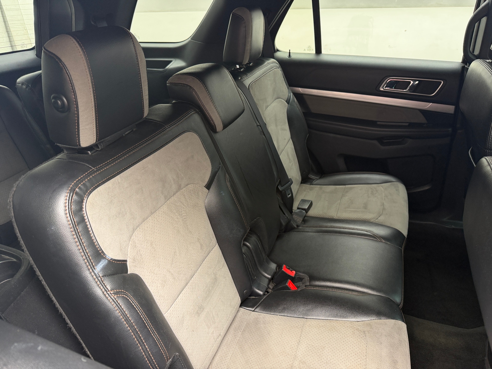 Thumbnail: 2017 Ford Explorer - 6
