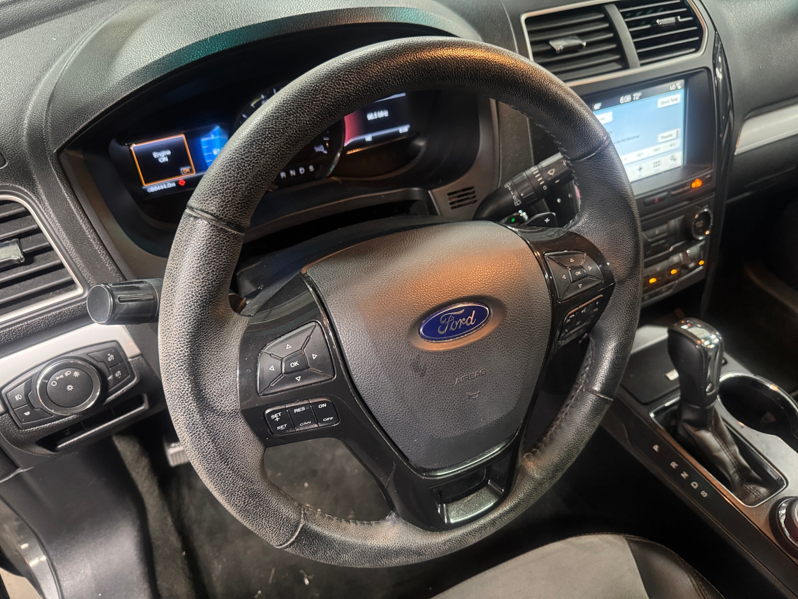 Thumbnail: 2017 Ford Explorer - 5