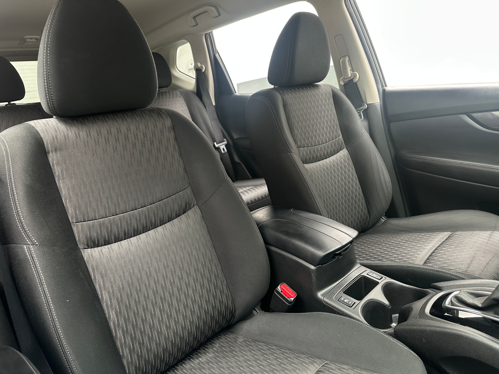 Thumbnail: 2020 Nissan Rogue - 2