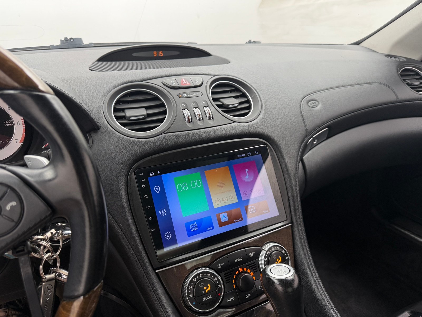 Thumbnail: 2012 Mercedes-Benz SL-Class - 2