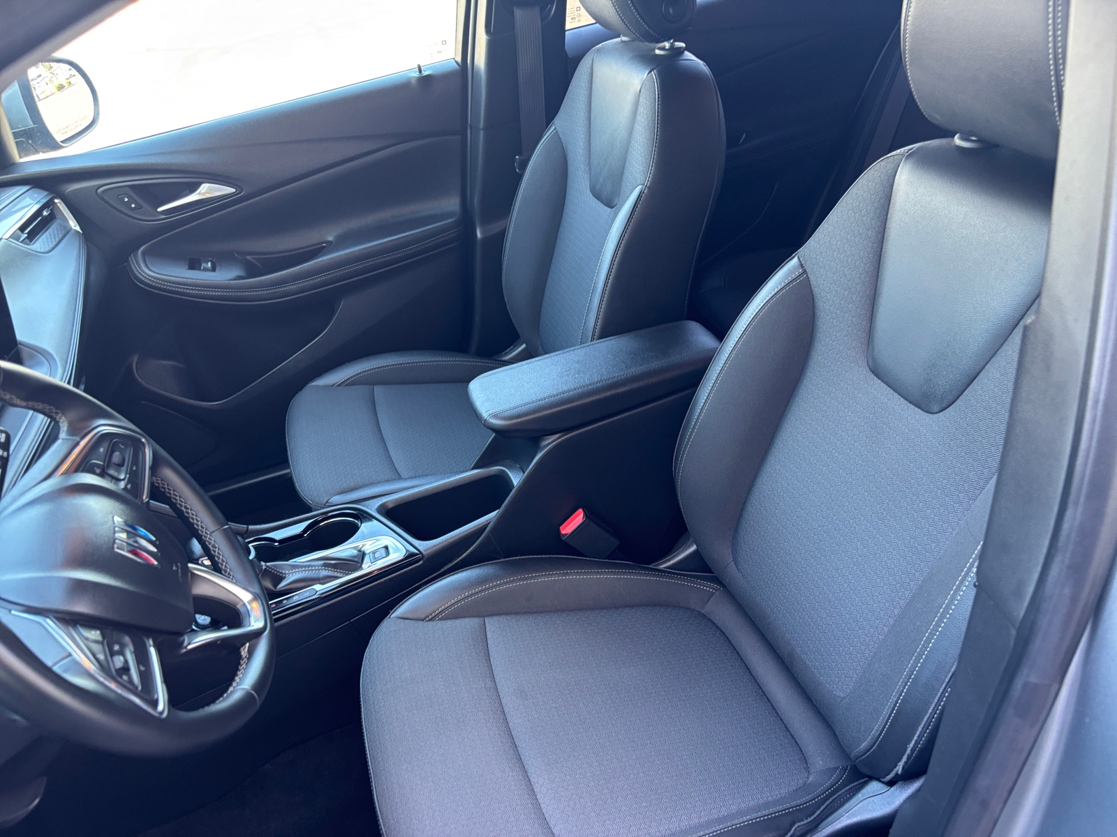 Thumbnail: 2025 Buick Encore GX - 2