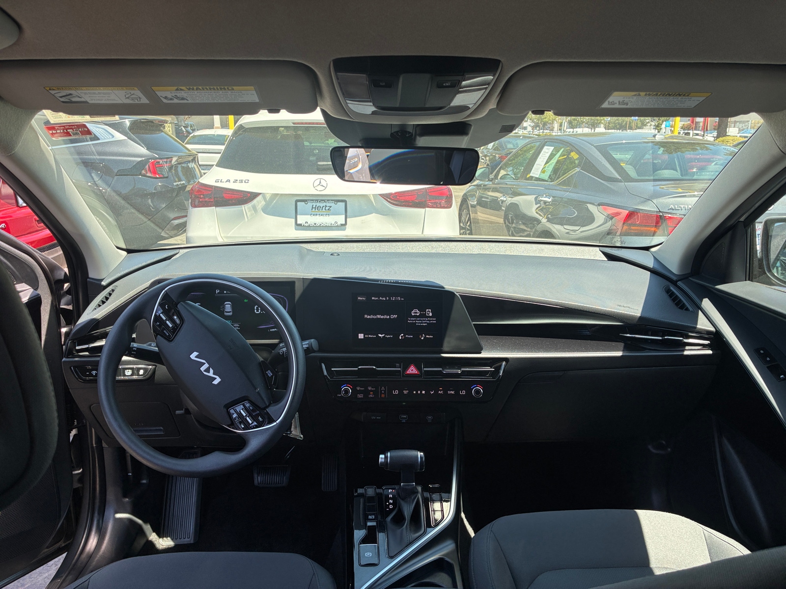 Thumbnail: 2026 Kia Niro - 3