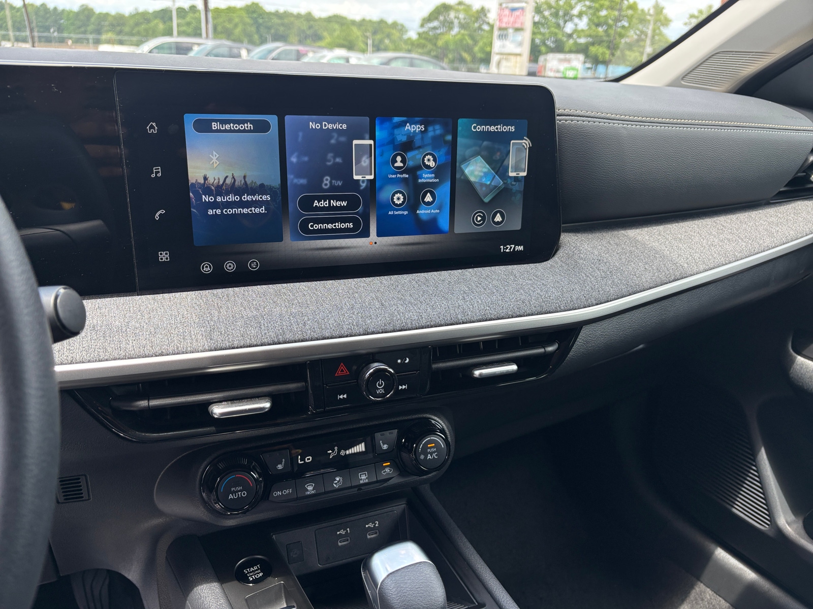 Thumbnail: 2026 Nissan Kicks - 4
