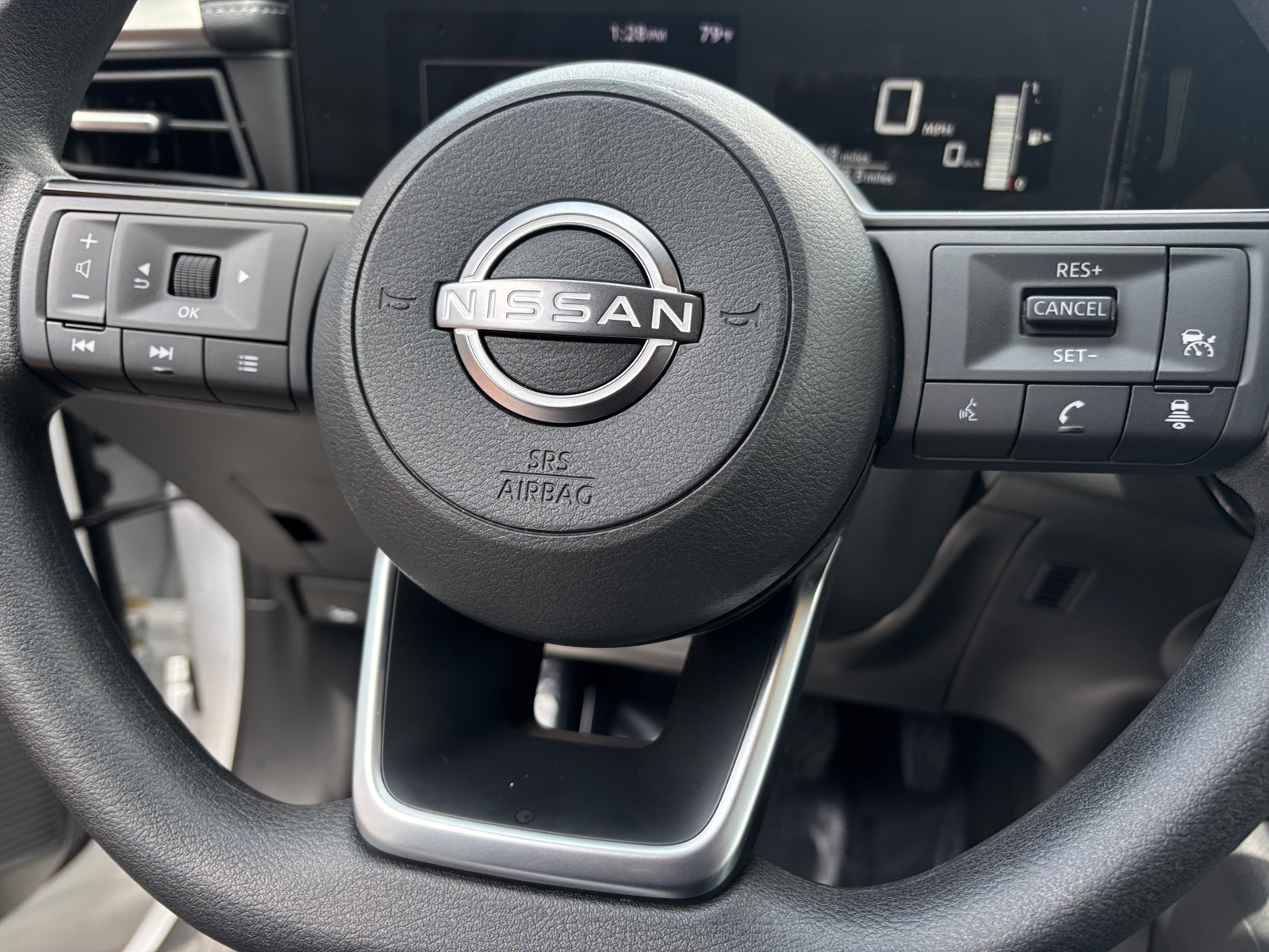 Thumbnail: 2026 Nissan Kicks - 5