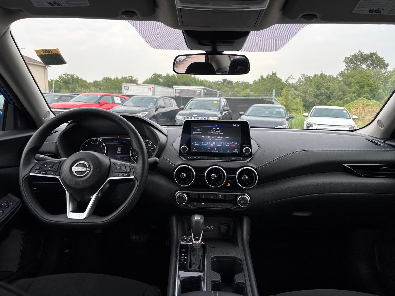 Thumbnail: 2025 Nissan Sentra - 3