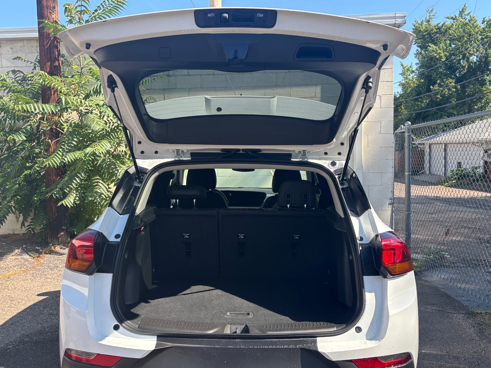 Thumbnail: 2026 Buick Encore GX - 4
