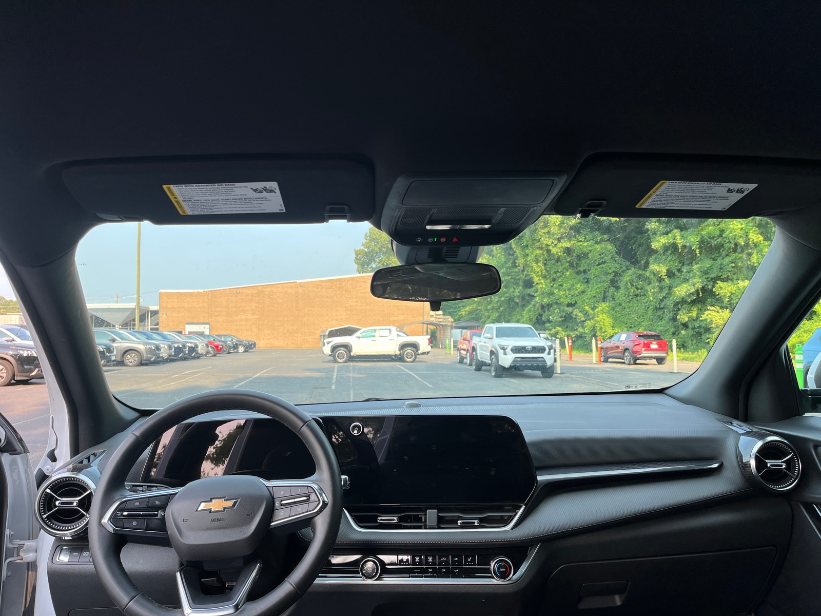 Thumbnail: 2025 Chevrolet Equinox - 3