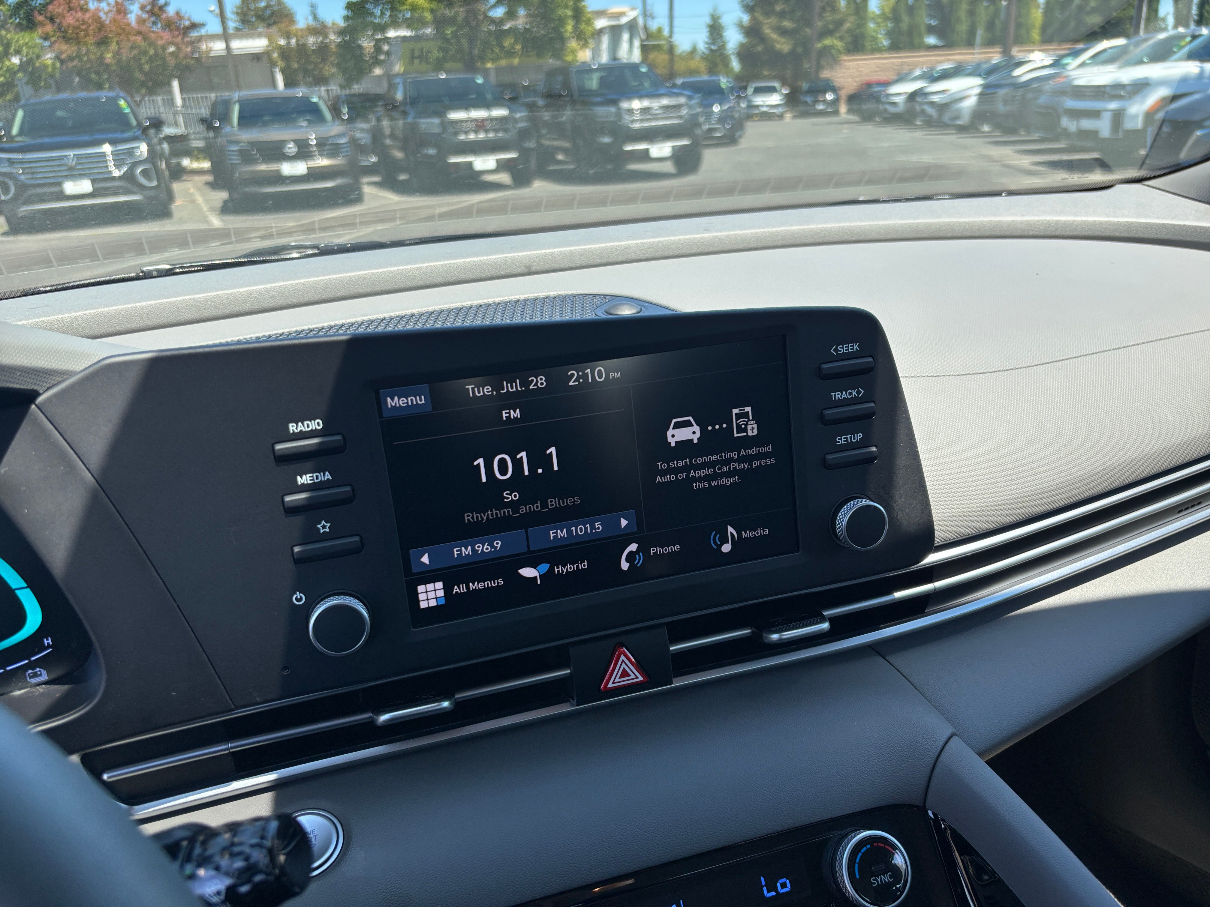 Thumbnail: 2026 Hyundai Elantra - 4