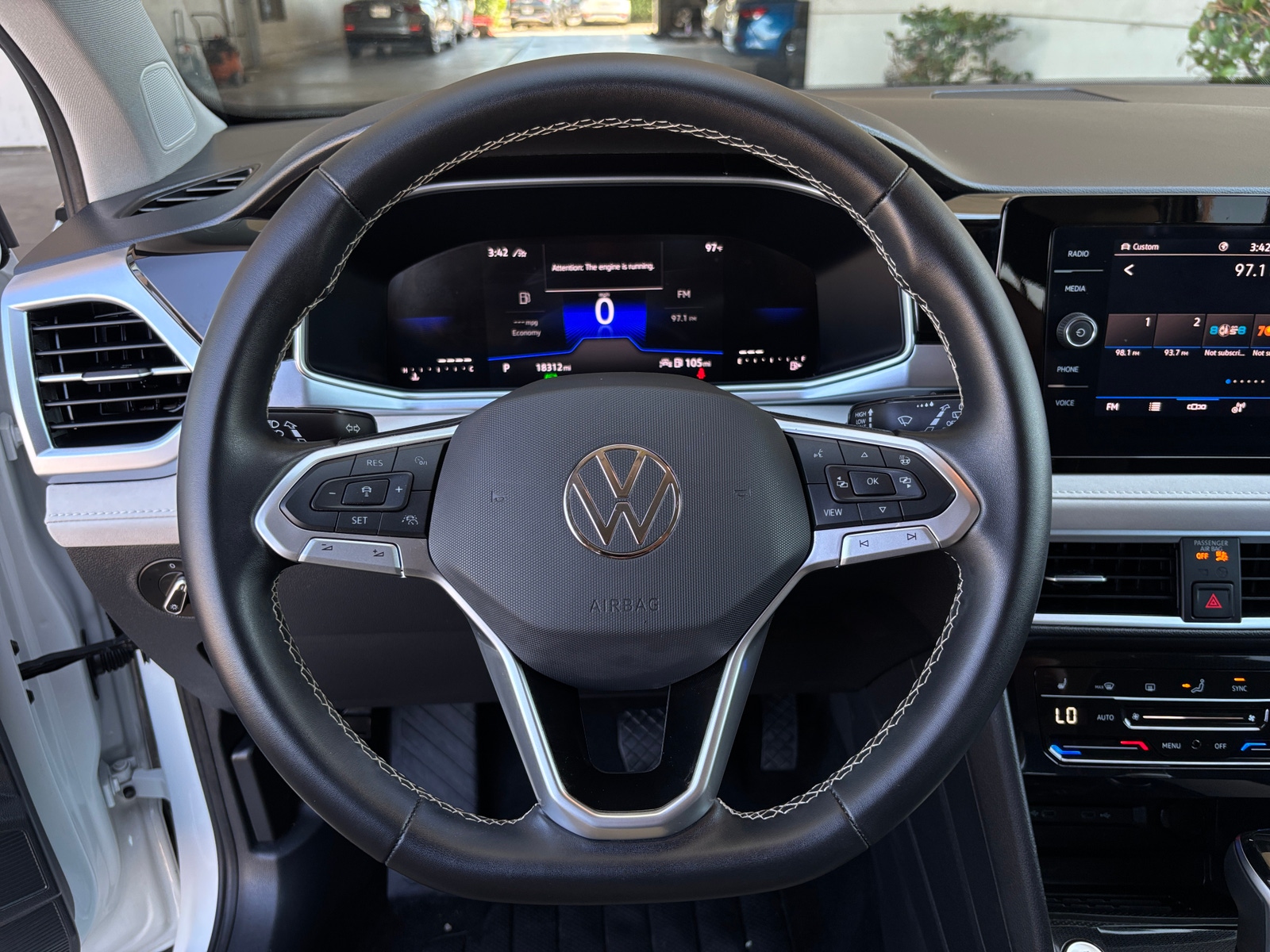 Thumbnail: 2026 Volkswagen Taos - 5