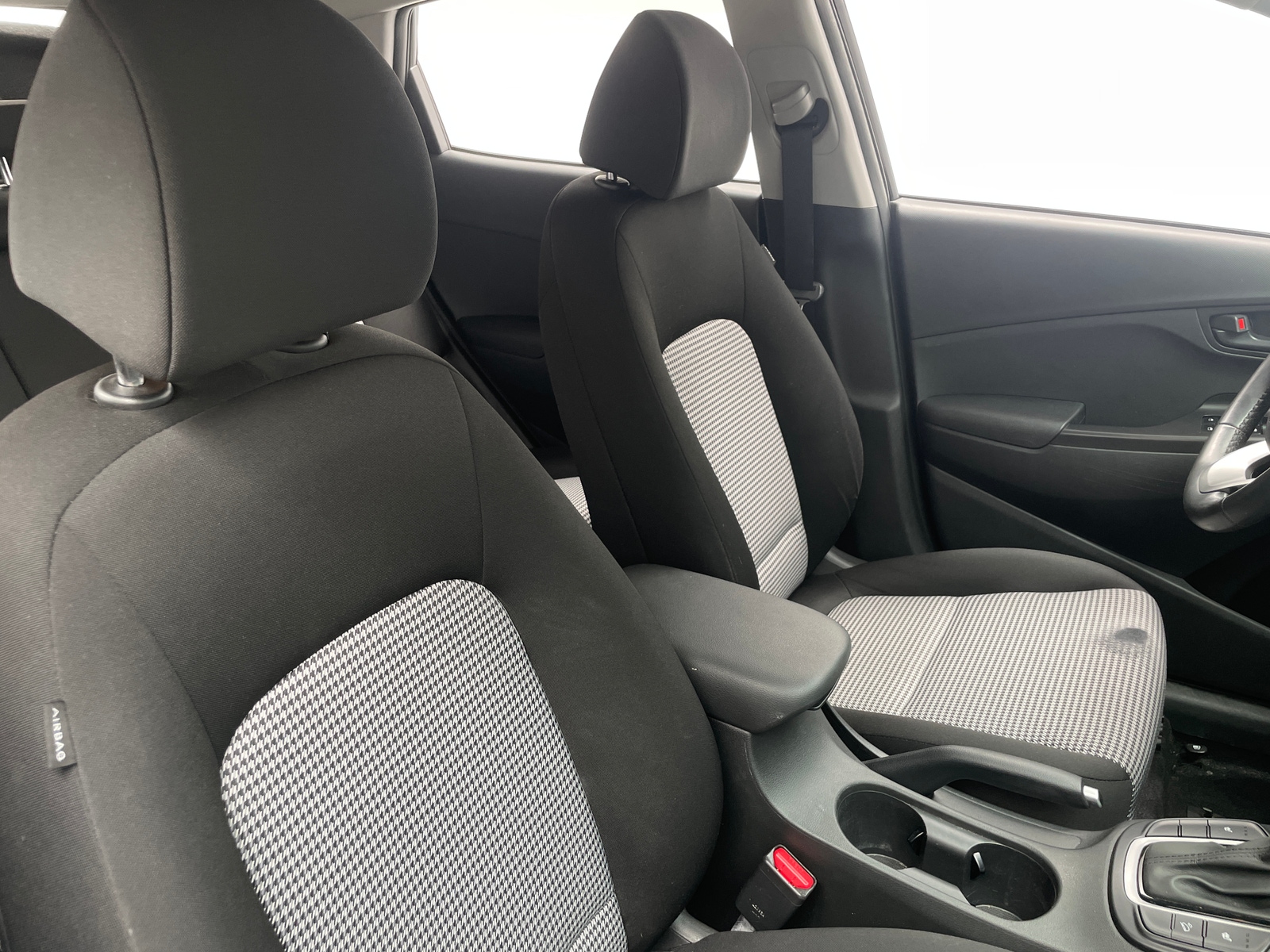 Thumbnail: 2021 Hyundai Kona - 2