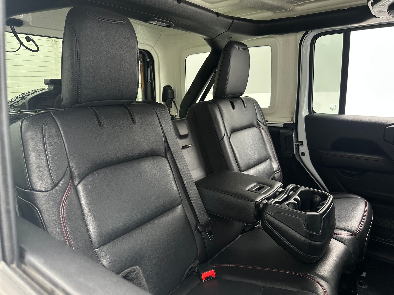 Thumbnail: 2020 Jeep Wrangler - 5