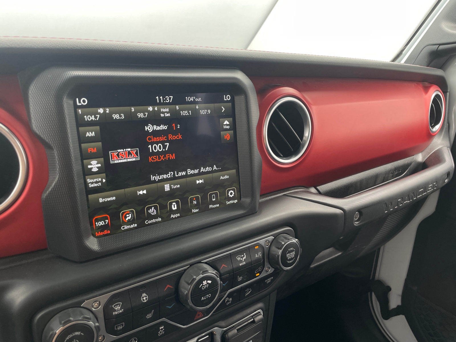 Thumbnail: 2020 Jeep Wrangler - 3