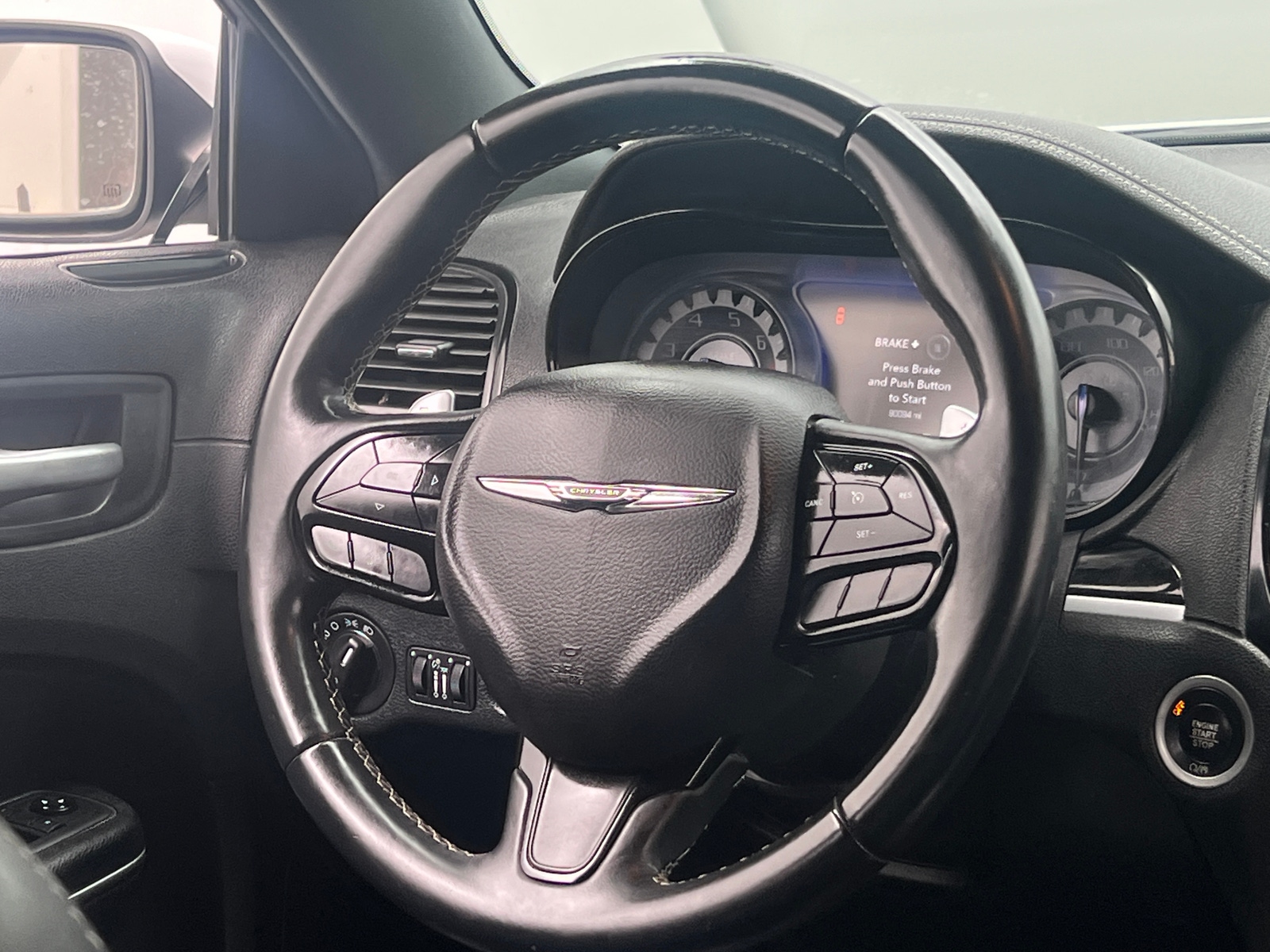 Thumbnail: 2018 Chrysler 300 - 4