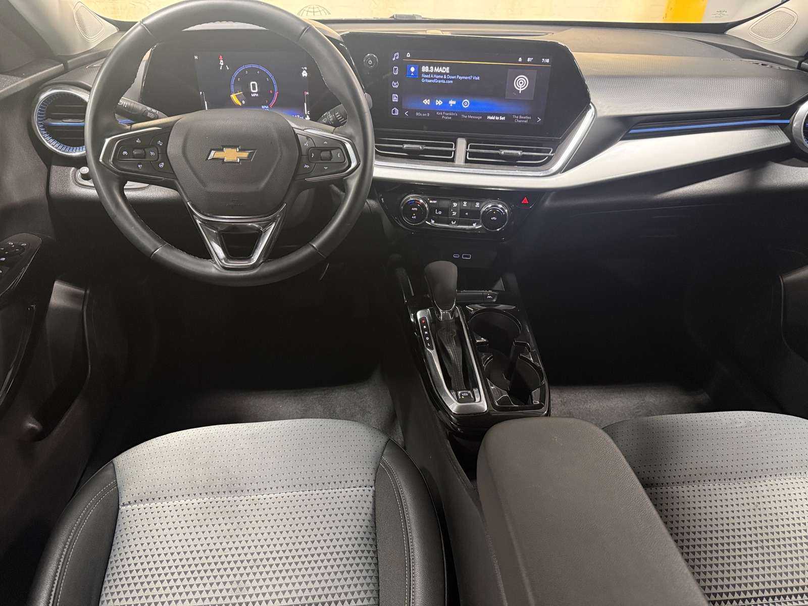 Thumbnail: 2025 Chevrolet Trax - 2