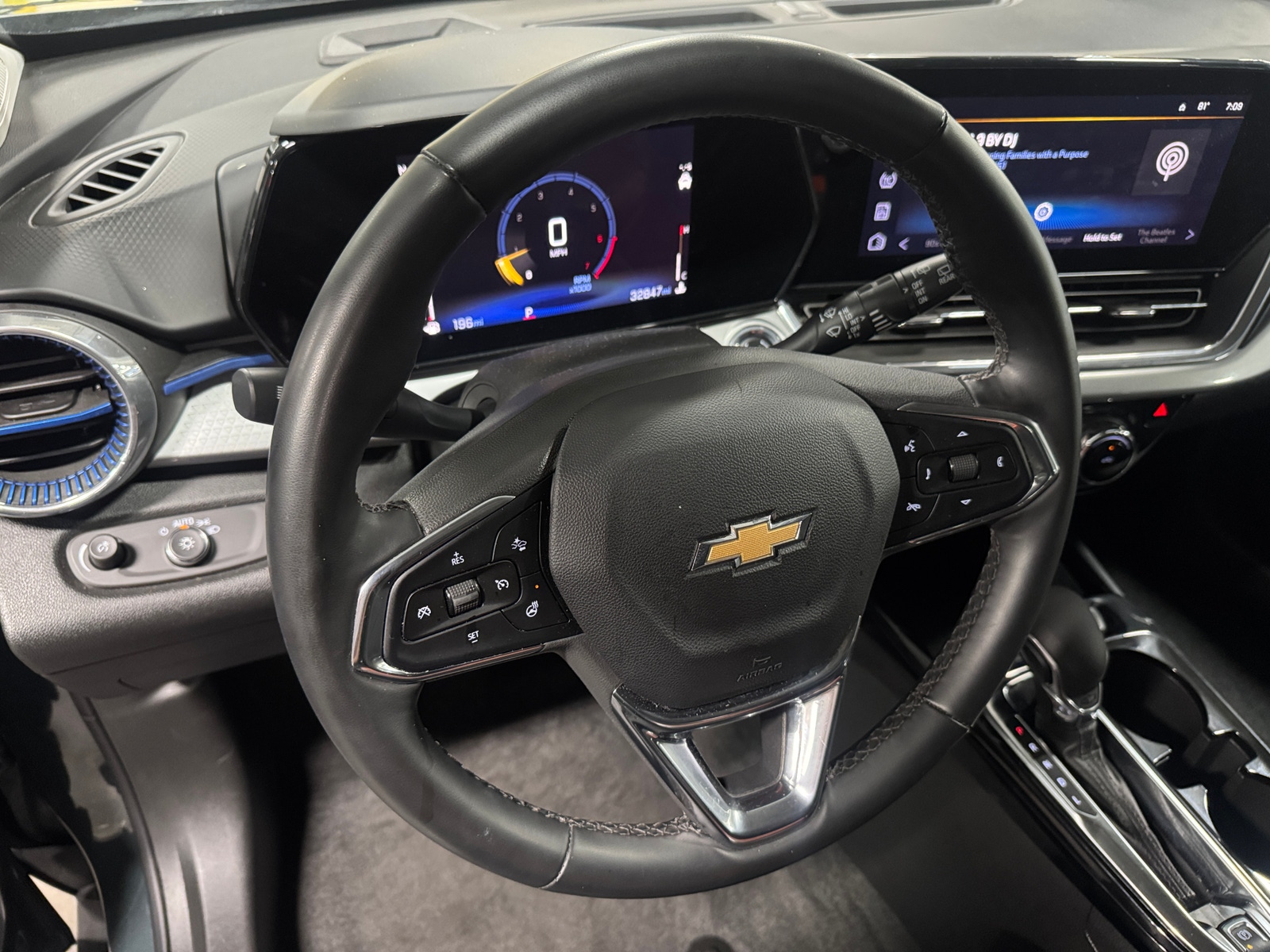 Thumbnail: 2025 Chevrolet Trax - 4