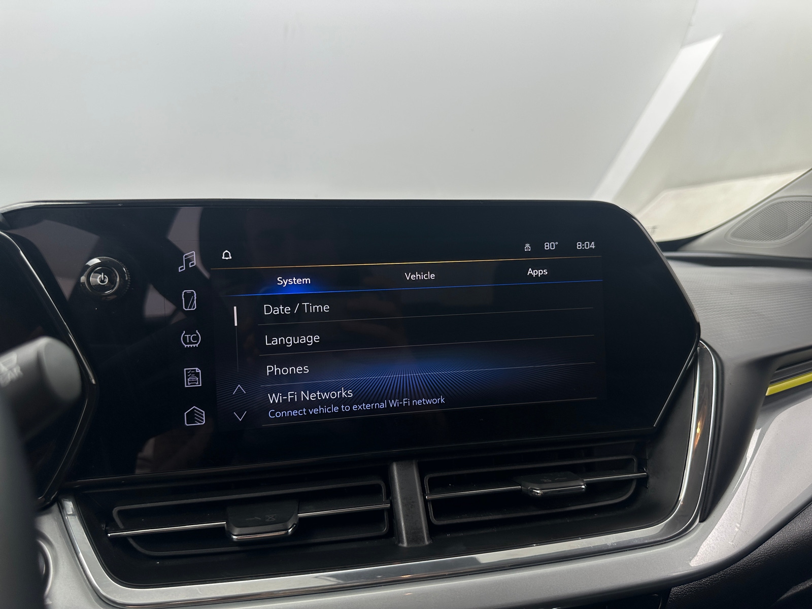 Thumbnail: 2024 Chevrolet Trax - 3