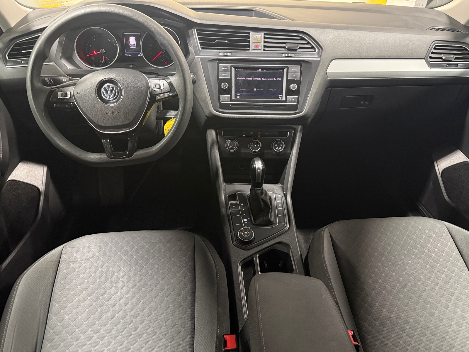 Thumbnail: 2019 Volkswagen Tiguan - 3