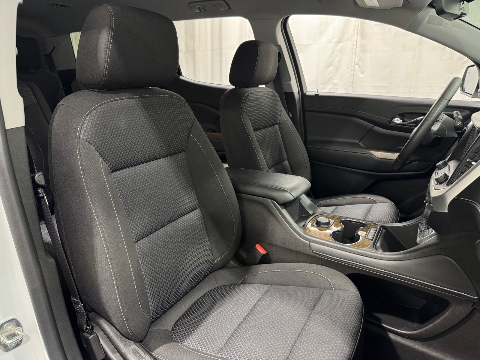 Thumbnail: 2022 GMC Acadia - 2