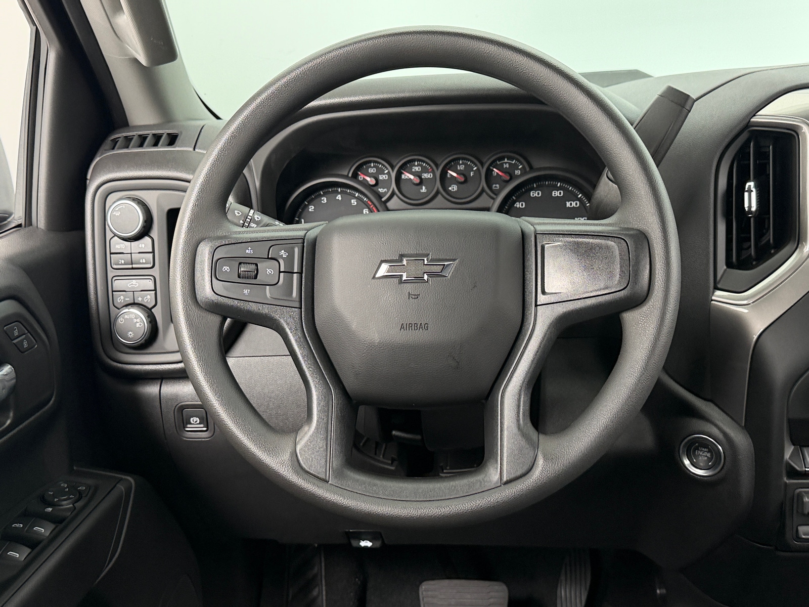 Thumbnail: 2026 Chevrolet Silverado 1500 - 5