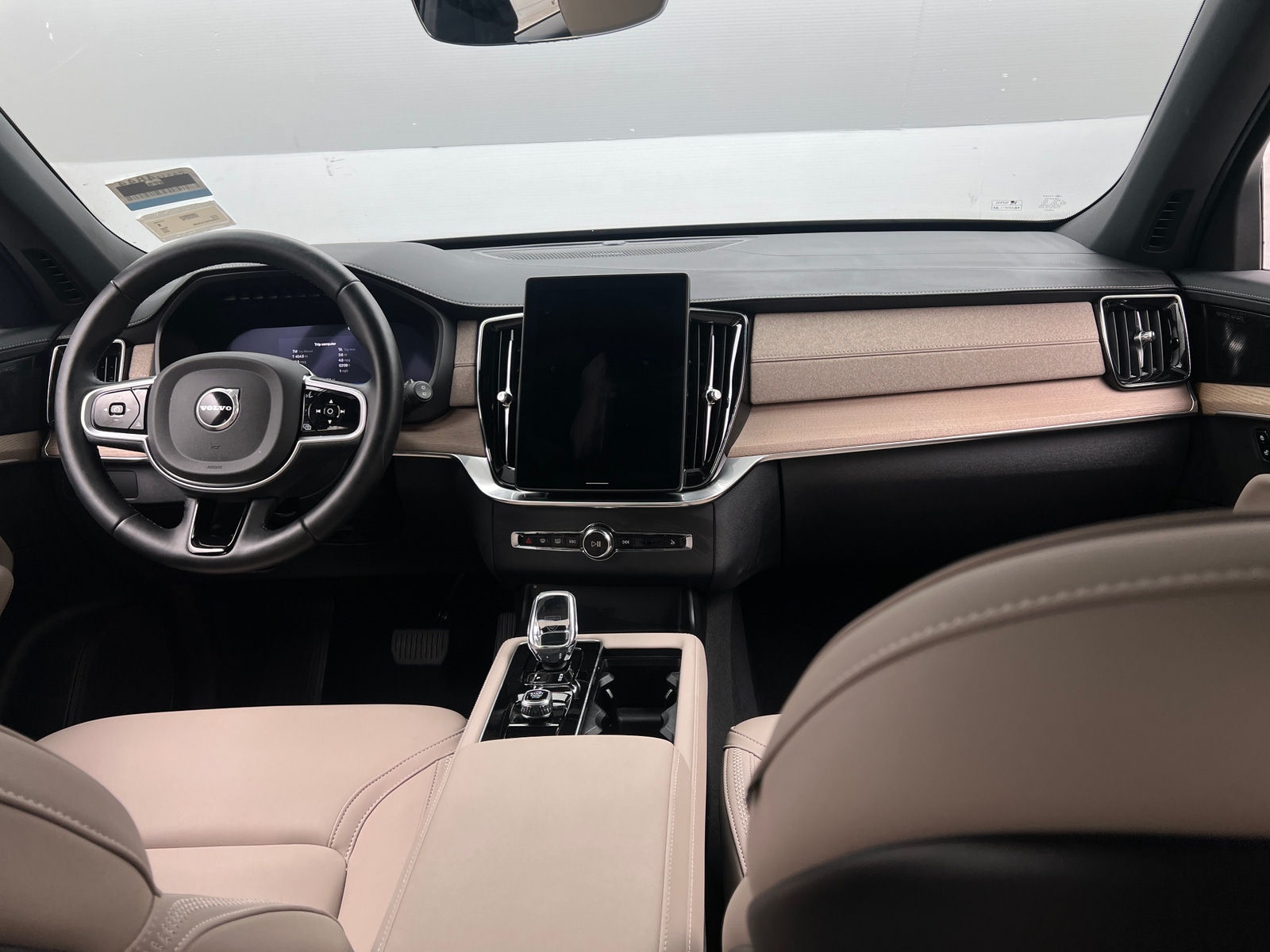 Thumbnail: 2026 Volvo XC90 - 2