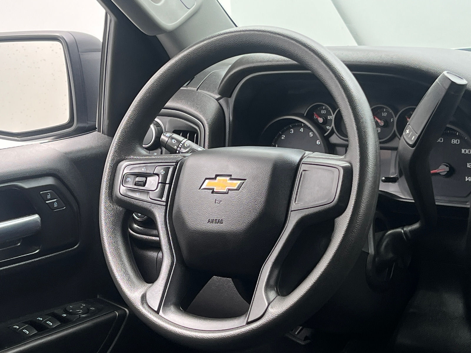 Thumbnail: 2023 Chevrolet Silverado 1500 - 5